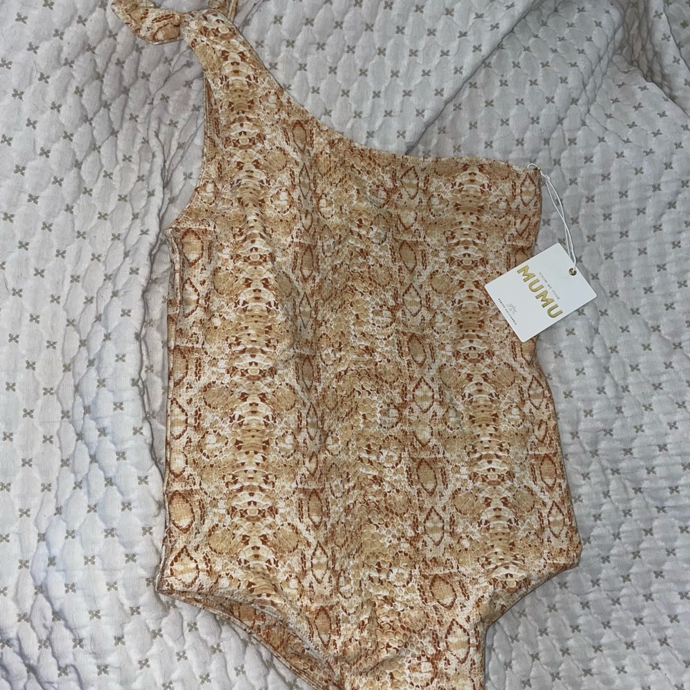 Never worn snake skin bathing suit. Show me your Mumu size large